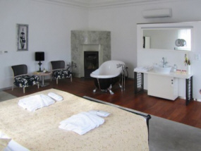 Hotel Villa Nečas Žilina ubytovanie izby reštaurácia svatby catering Slovensko